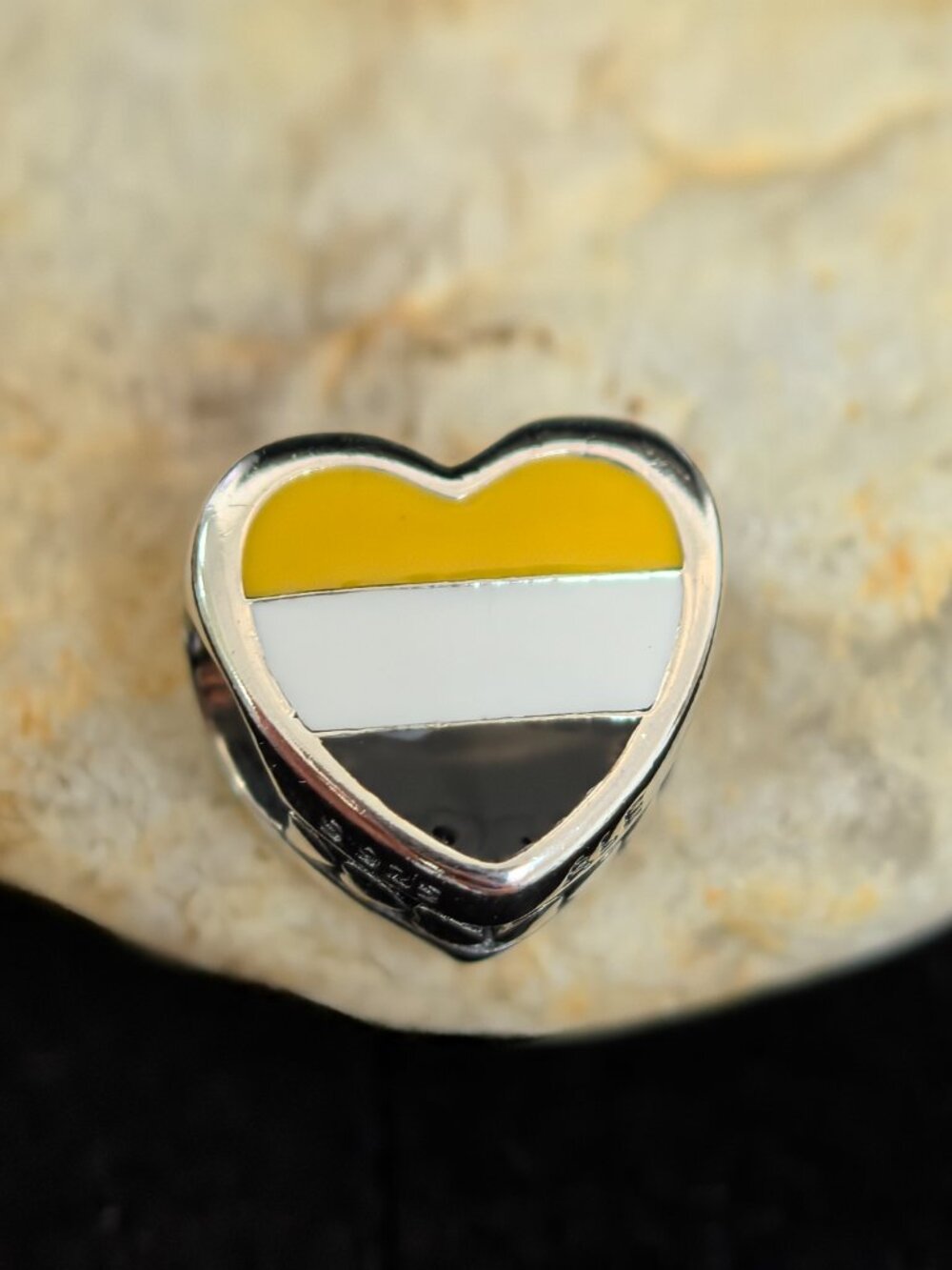 Pandora Garifuna Flag Exclusive Travel Heart Charm, S925 Silver (Women's)